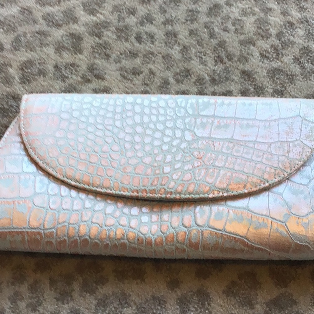 Fernanda Niven Clutch